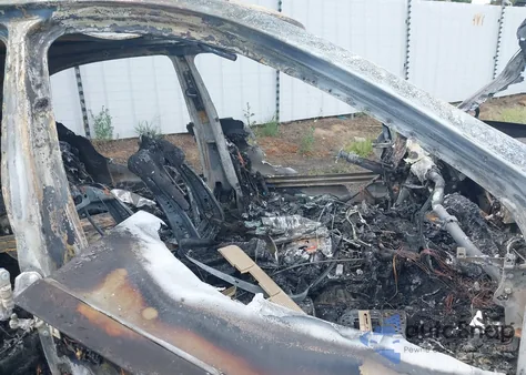 2008 Mercedes-Benz S 550 z USA, uszkodzony, nr VIN WDDNG71X68A212614